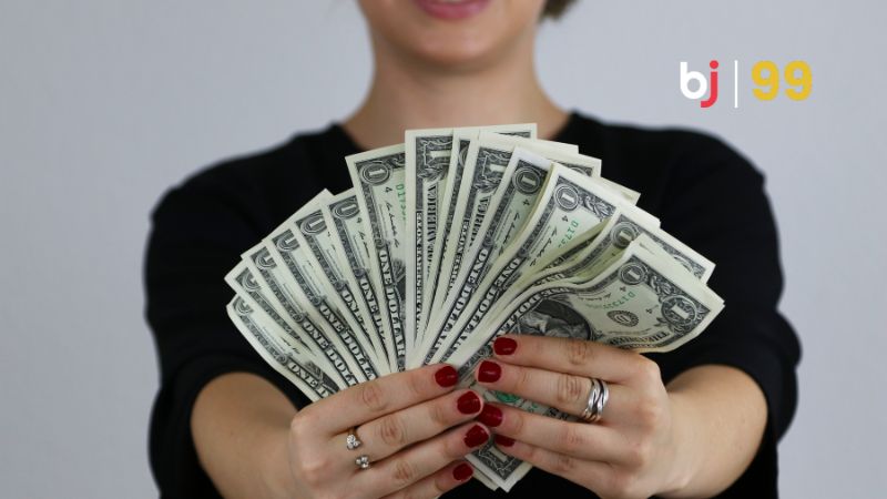 Rút tiền có mất phí khi rút tiền không?
